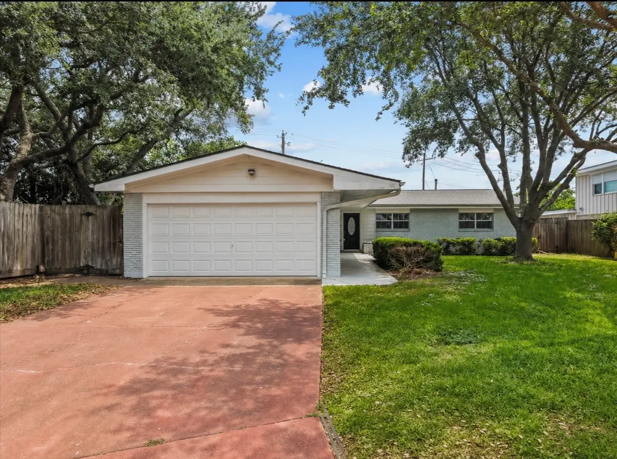 1506 Harbor View Circle, Galveston, TX 77550 - #1