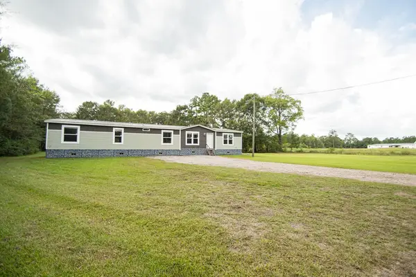 6100 Pipeline Road, Vidor, TX 77662