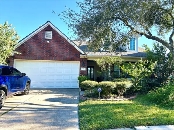 6315 S Wintersage Lane, Houston, TX 77066