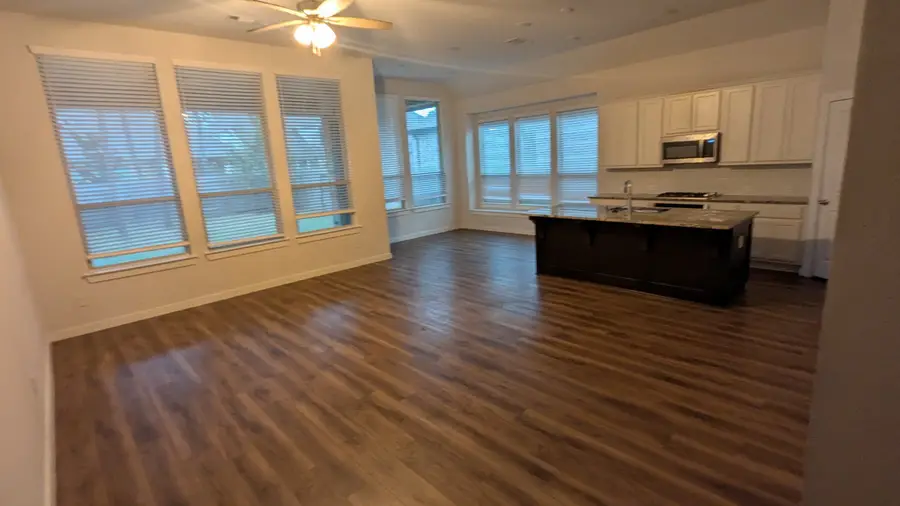 17114 Mystic River Lane, Conroe, TX 77302 - Image #2