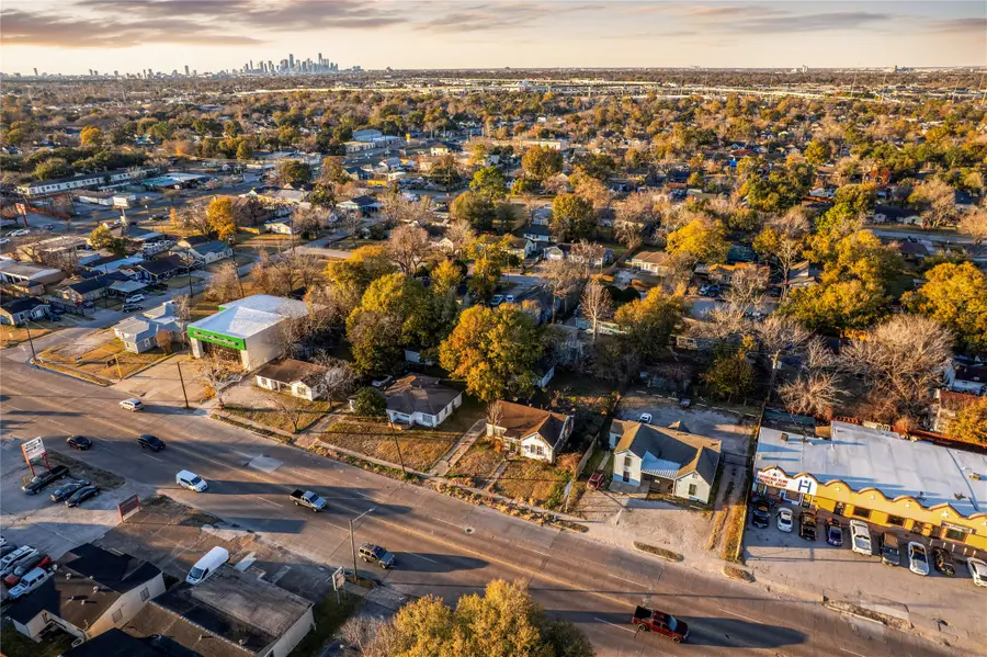 7639 Park Place Boulevard, Houston, TX 77087 - #3