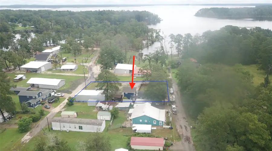 195 Lakeside Drive, Zavalla, TX 75980 - Image #3