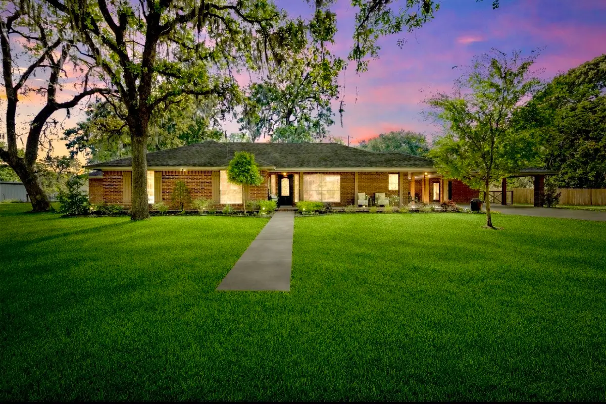 8555 Matthews Lane, Magnolia, TX 77354 - #1