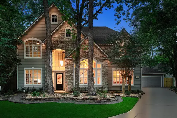 22 Classic Oaks, The Woodlands, TX 77382
