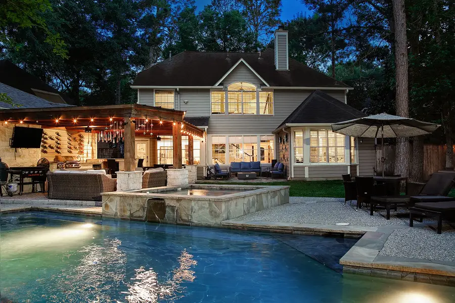 22 Classic Oaks, The Woodlands, TX 77382 - #2