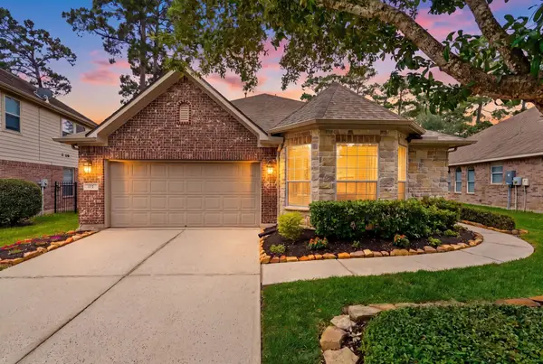 82 S Rocky Point Circle, Spring, TX 77389