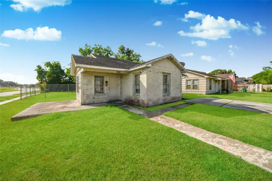 8470 Wier Drive, Houston, TX 77017 - #3