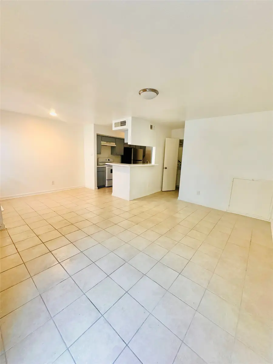 6633 W Airport Boulevard #1303, Houston, TX 77035 - #2