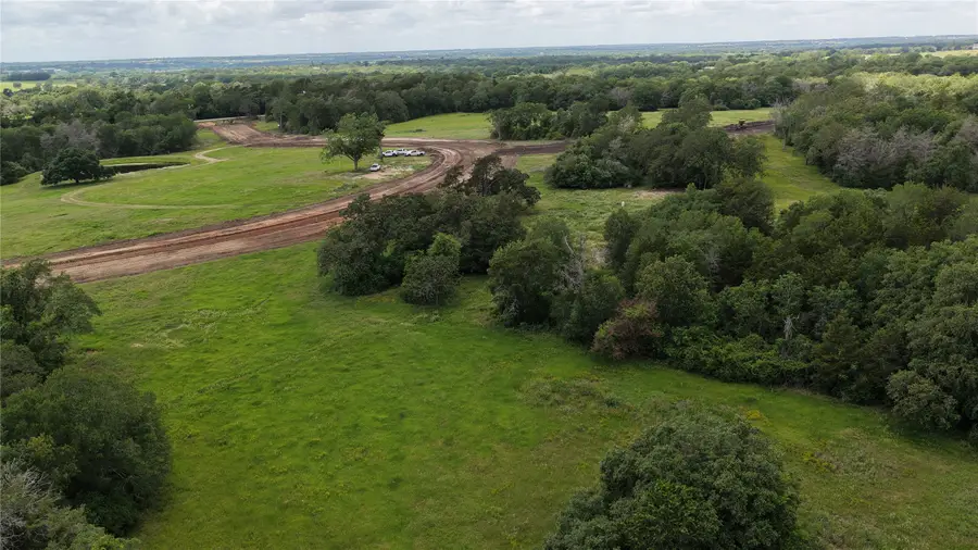 11 Ridgewood Farms Way, Brenham, TX 77833 - #2