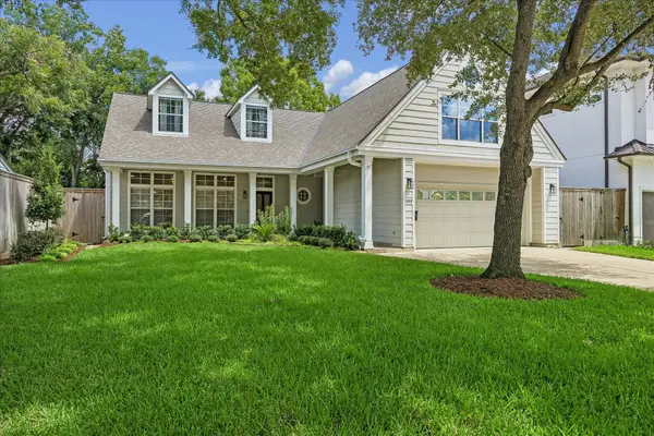 5108 Aspen Street, Bellaire, TX 77401