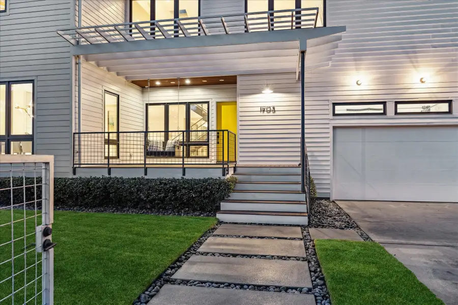 1903 W 14th Street, Houston, TX 77008 - Image #2