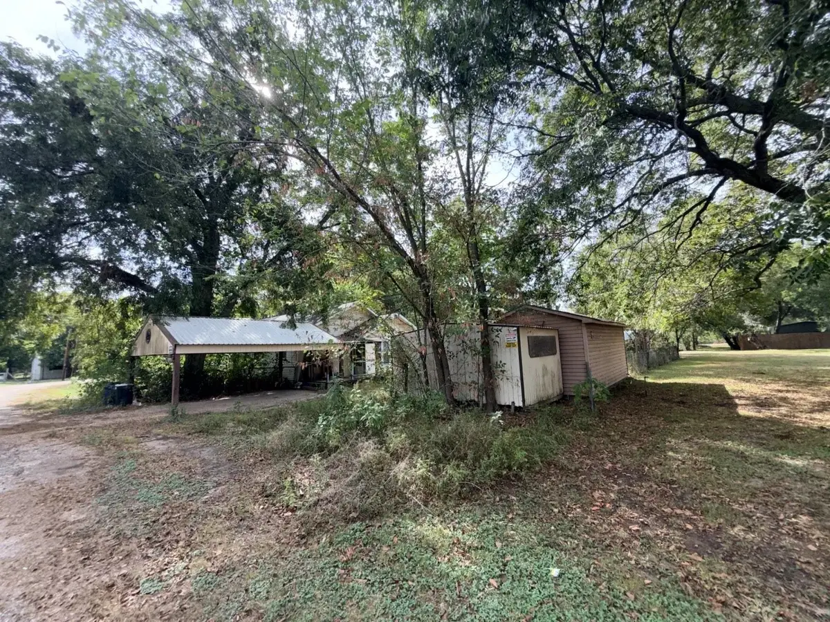 504 N Milam Avenue, Richland, TX 76681 - #1