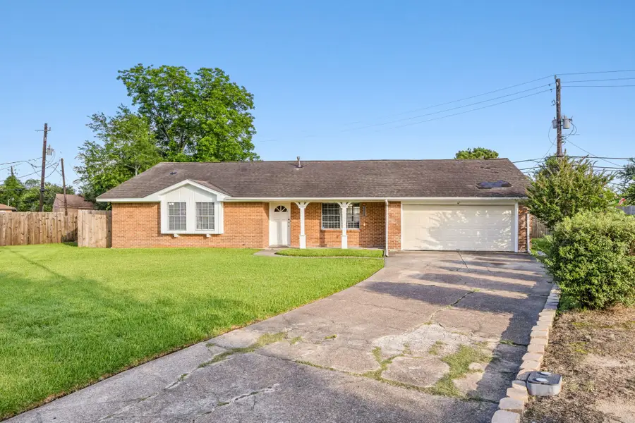 4502 Sage Circle, Baytown, TX 77521 - #2