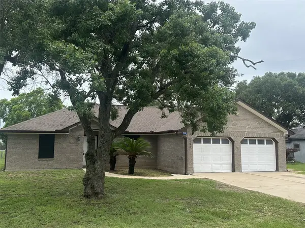 7210 Mikes, Wallis, TX 77485