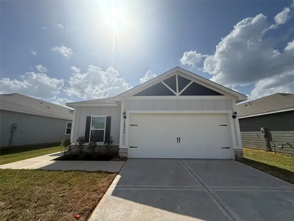 15881 Berry Hill Drive, Conroe, TX 77303