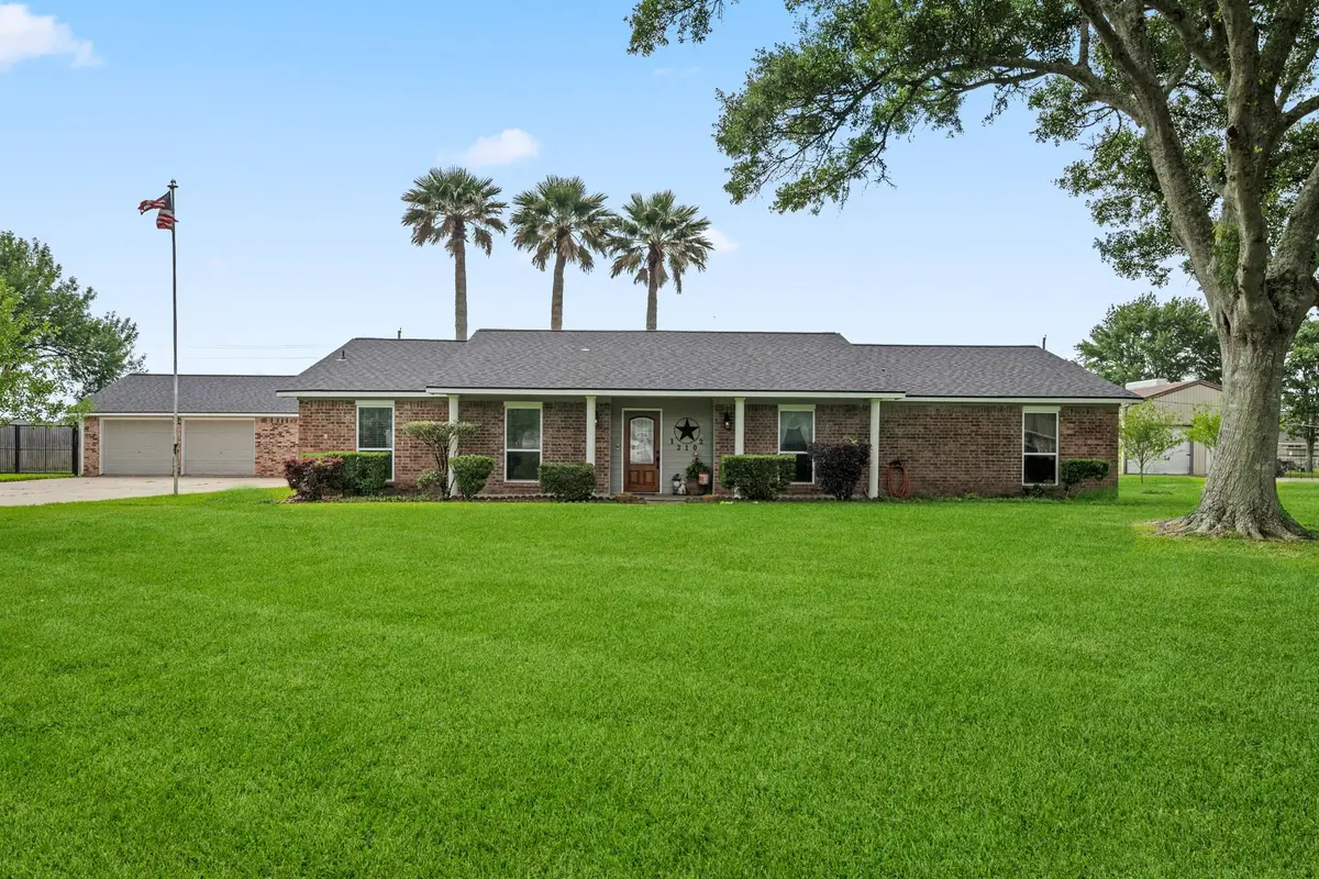 12102 Cherry Point Drive, Monterey Belvieu, TX 77535 - #1