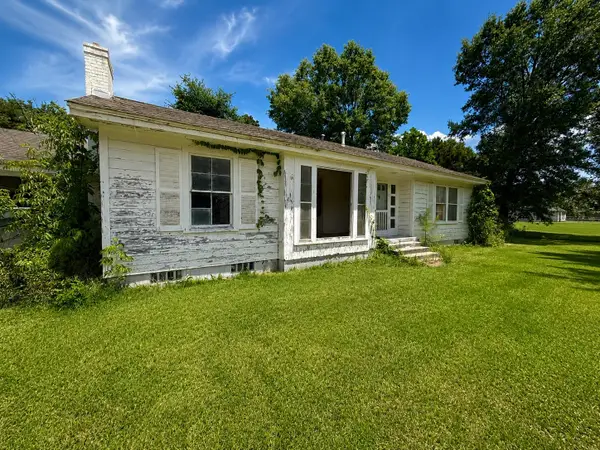 1912 S Wheeler Street, Jasper, TX 75951