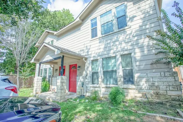 101 & 103 Bolero Way, Huntsville, TX 77340