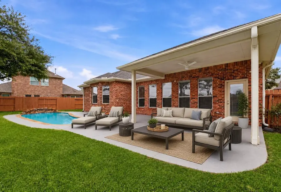 13401 Indigo Sands Drive, Pearland, TX 77584 - #2