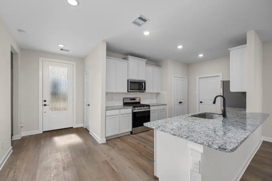 14005 Starboard Reach Drive, Texas City, TX 77510 - #2