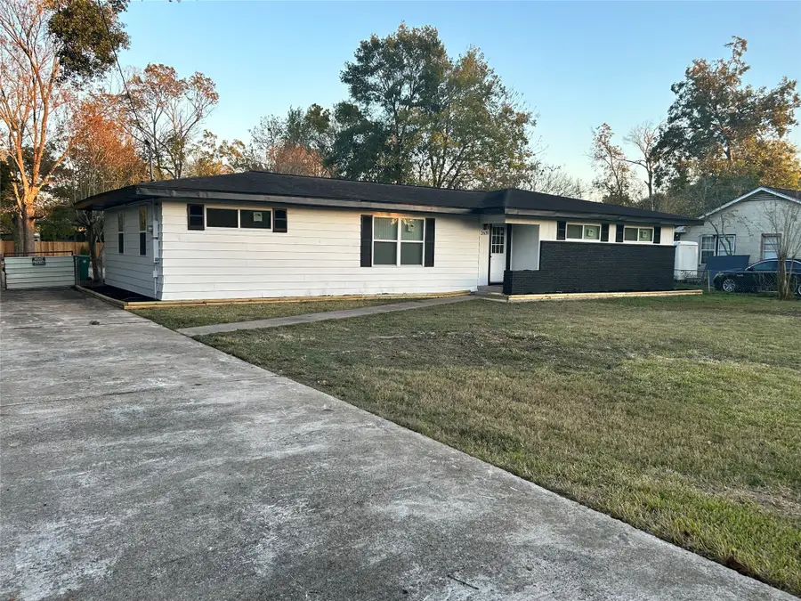 2619 Sinclair Street, Pasadena, TX 77503 - Image #2