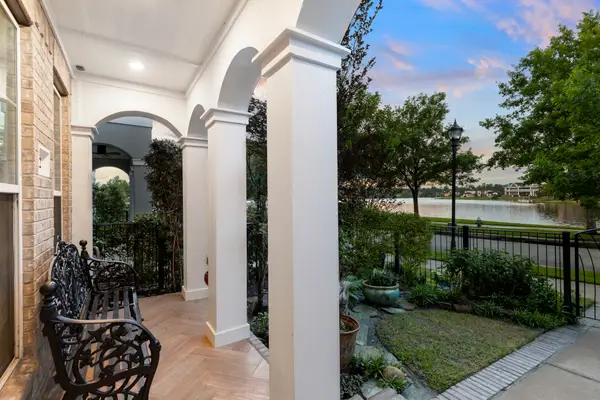 262 Breezy Way, The Woodlands, TX 77380