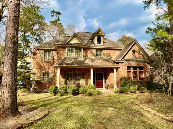 15 Crestone Place, The Woodlands, TX 77381