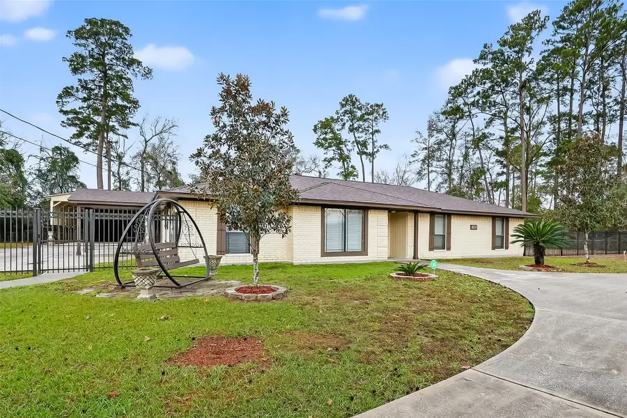 1011 Chateau Woods Parkway Drive, Conroe, TX 77385 - #3