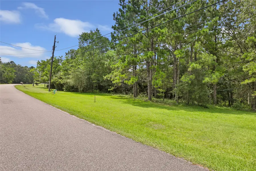 417 Parkway Street, Dayton, TX 77535 - #2