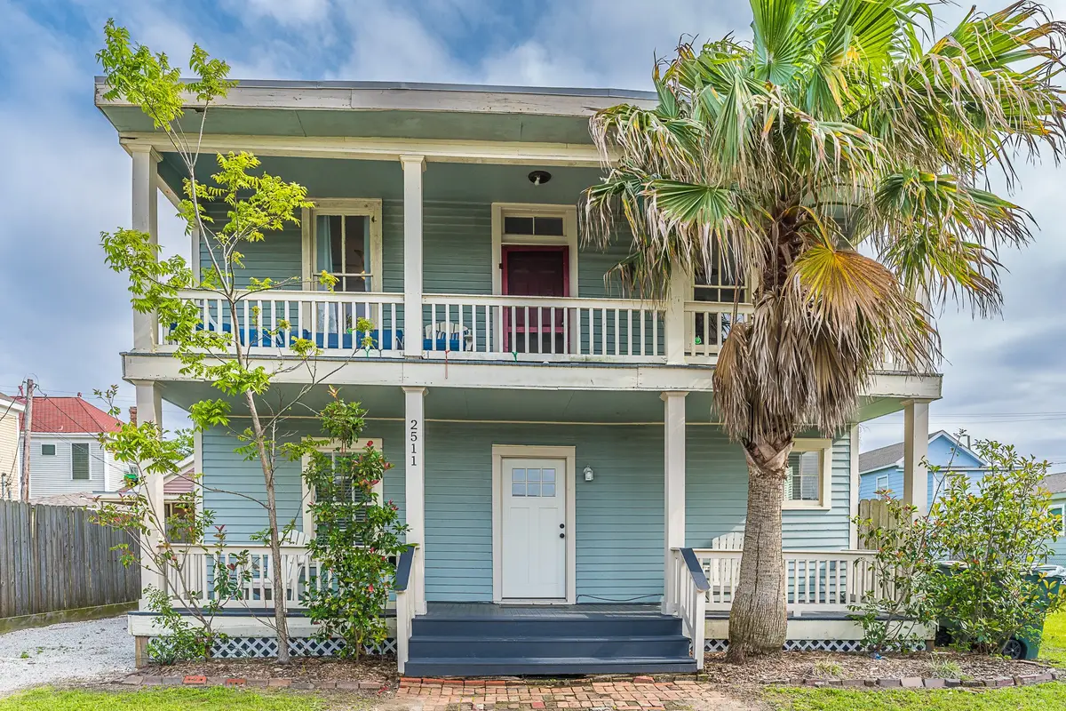 2511 Avenue L, Galveston, TX 77550 - #1