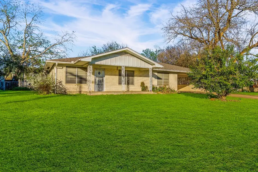 205 Commerce Street N, Madisonville, TX 77864 - #3