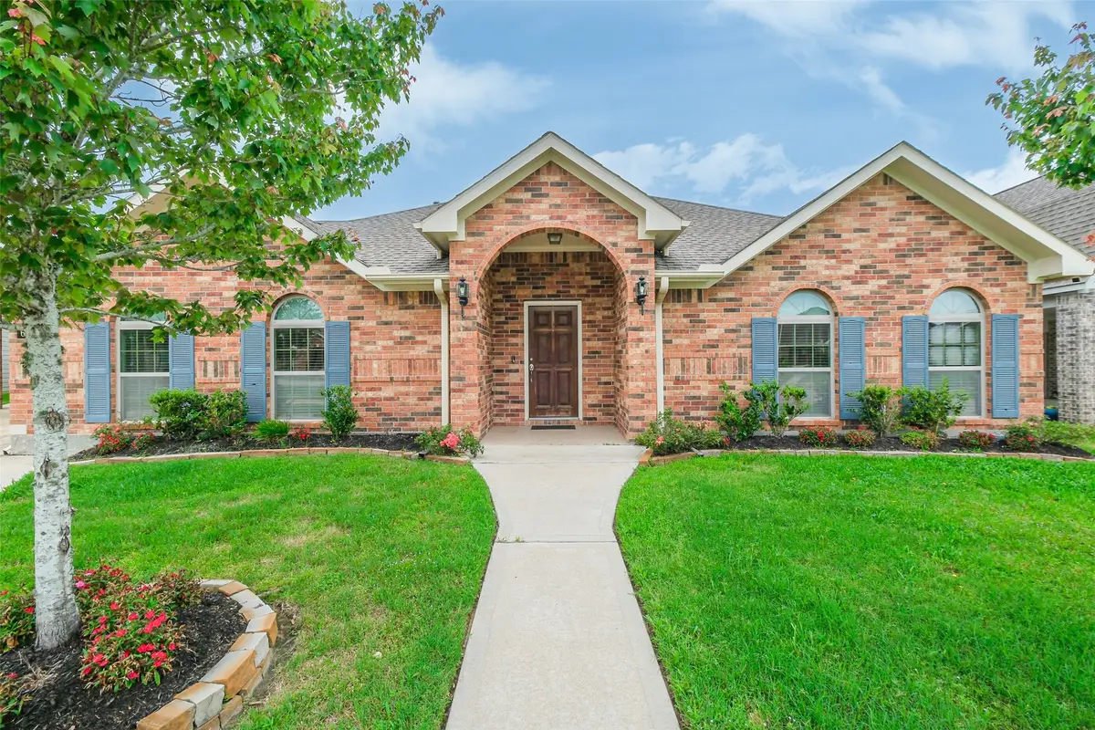 6811 Gonzales Point, Manvel, TX 77578 - Image #1