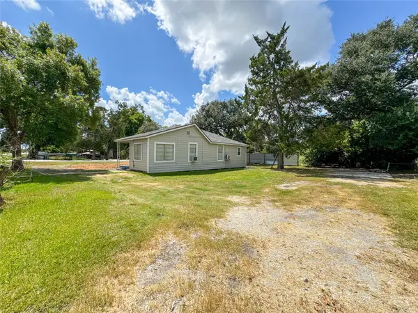 12816 Mykawa Road, Brookside, TX 77581