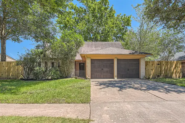 6715 La Sombra Drive, Houston, TX 77083