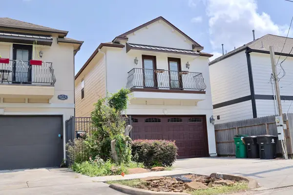 5017 Larkin Street #B, Houston, TX 77007