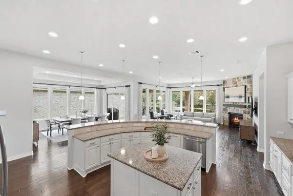 114 N Braided Branch Drive, Tomball, TX 77375