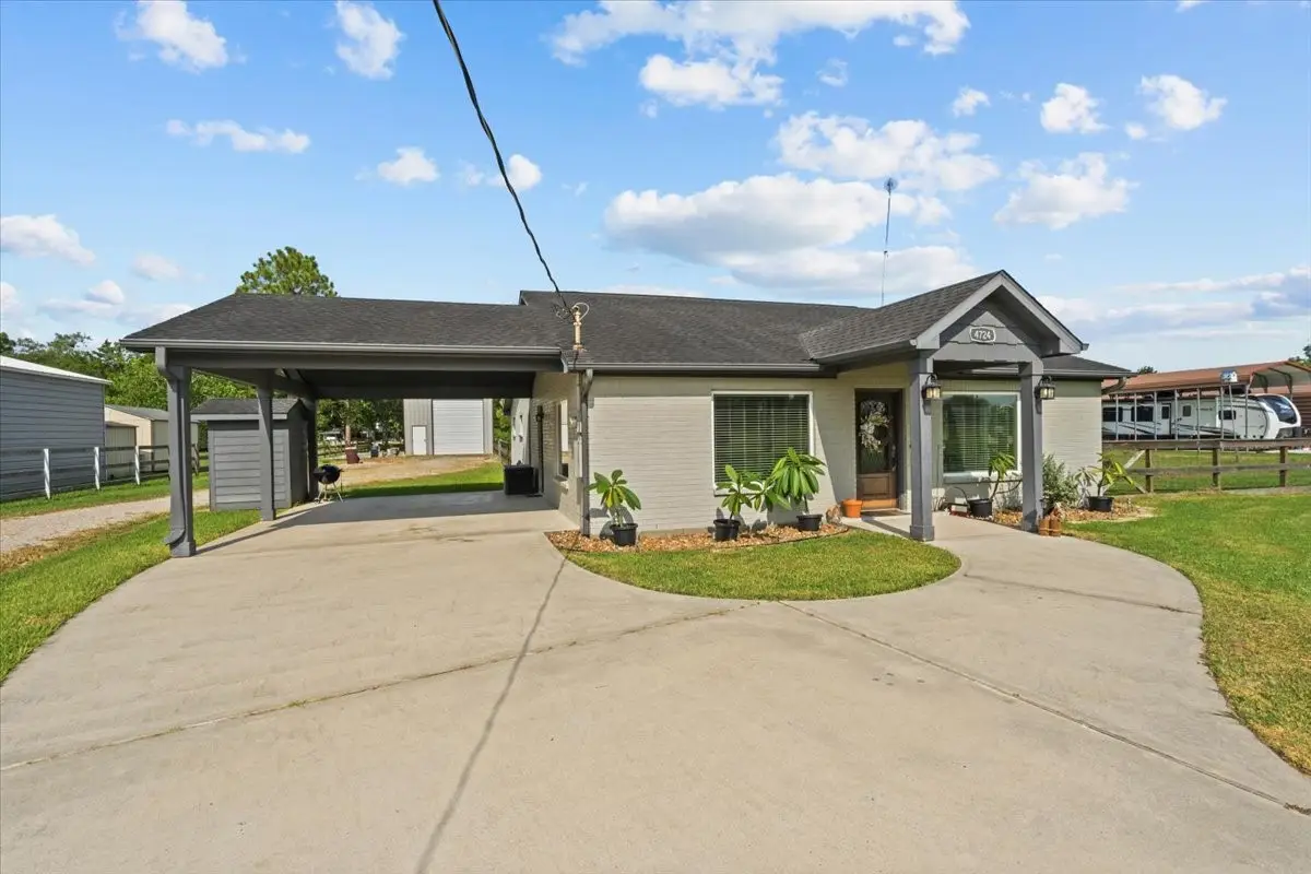 4724 First Sgt Israel Almendarez Street, Alvin, TX 77511 - #1