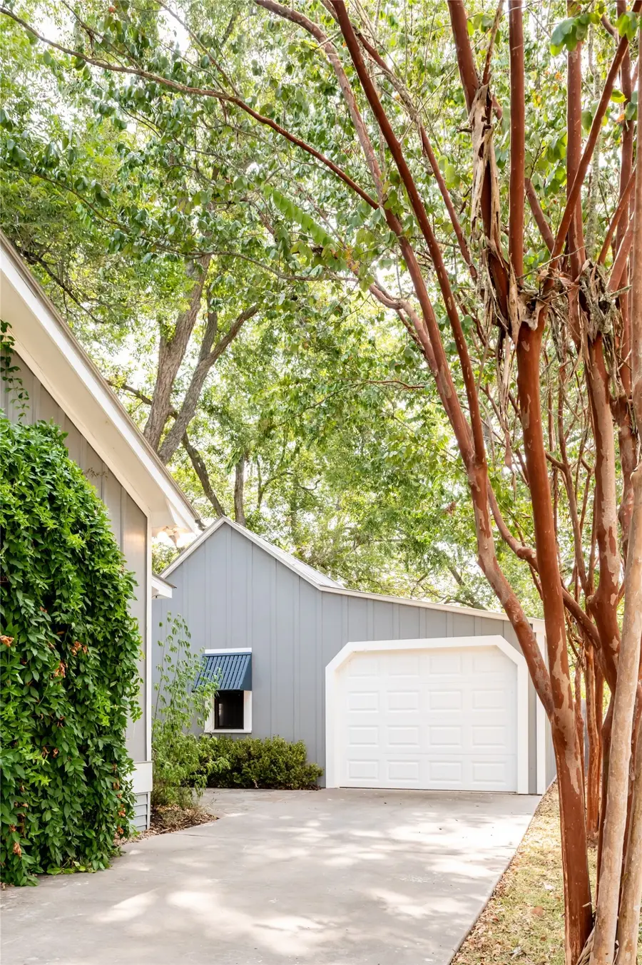 104 W Bell Street, Fayetteville, TX 78940 - #3