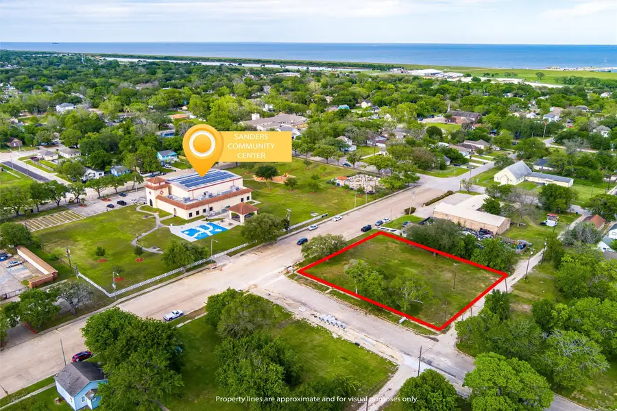 423 3rd Avenue N, Texas City, TX 77590 - #3