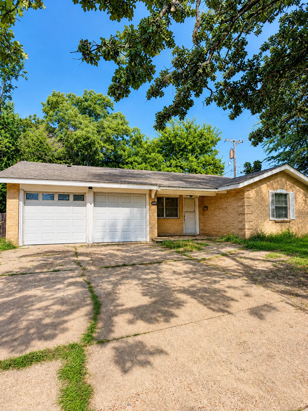 54 29th Street Nw, Paris, TX 75460 - #1
