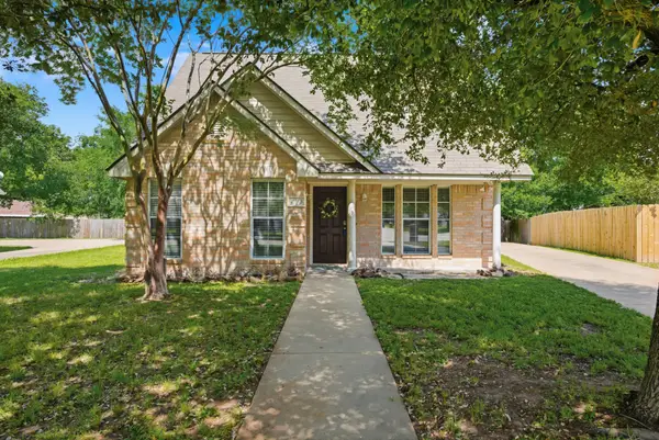 2415 Pintail Loop, College Station, TX 77845