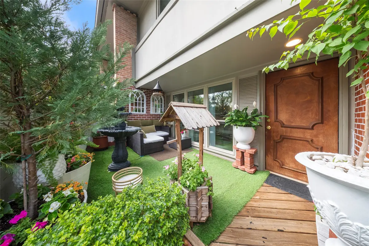 6563 Bayou Glen Road, Houston, TX 77057 - #1