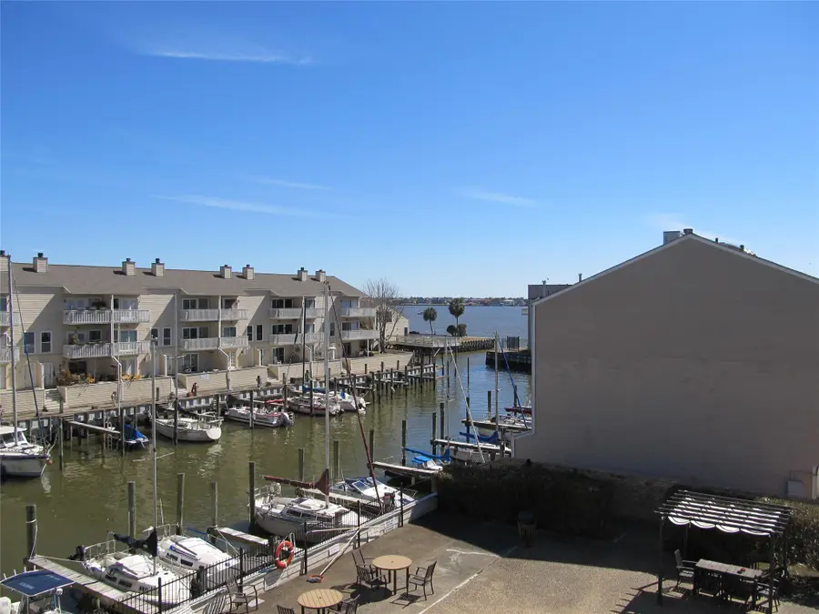 4747 Nasa Parkway #309, Seabrook, TX 77586 - #2