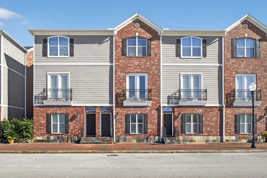 320 Cathedral Square, Beaumont, TX 77701 - Image #2