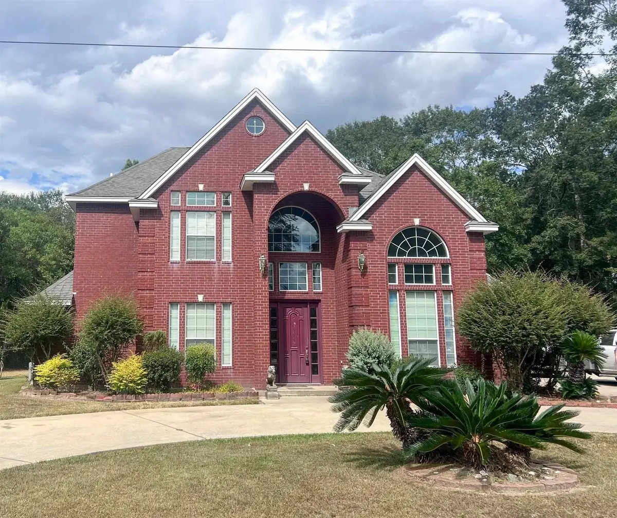 223 N Oak, Buna, TX 77612 - #1
