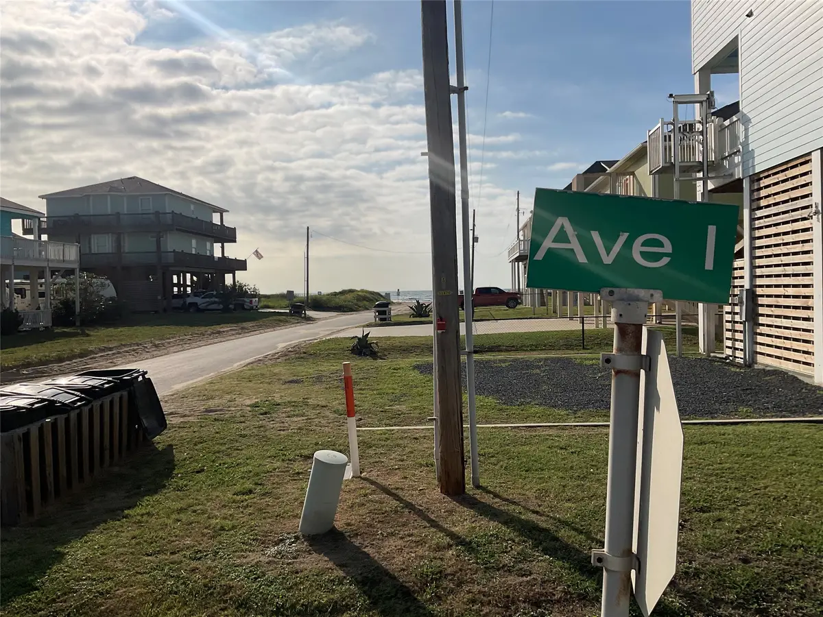 1966 Avenue I, Crystal Beach, TX 77650 - #1