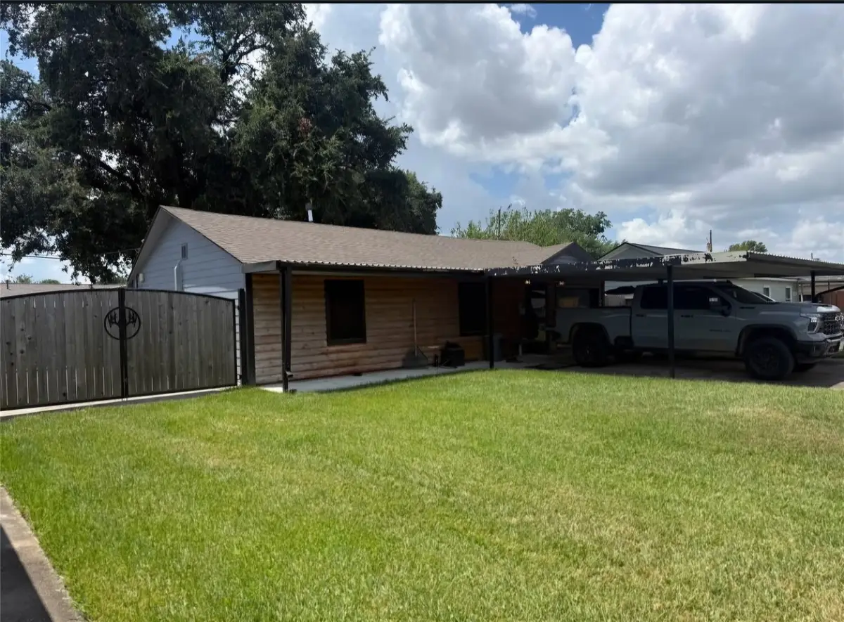 2314 Estate Drive, Deer Park, TX 77536 - #1