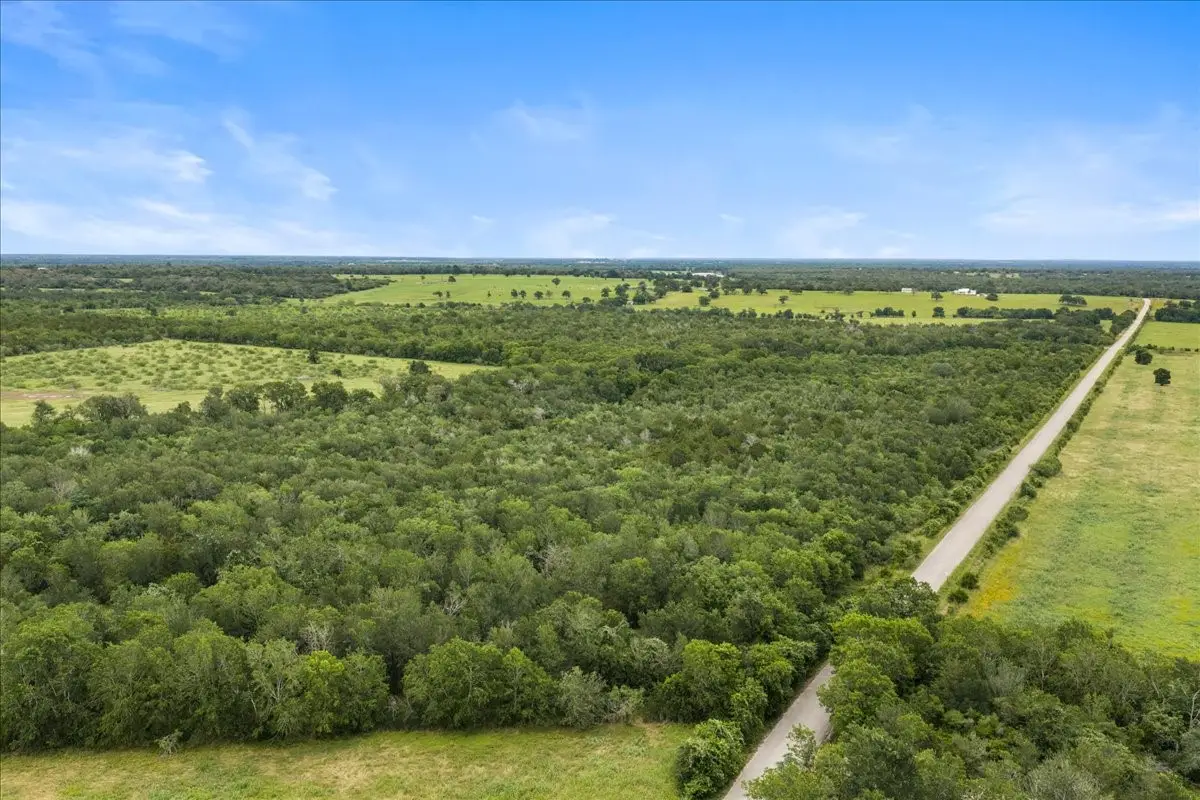 000 Charcoal Road, Waelder, TX 78959 - #1