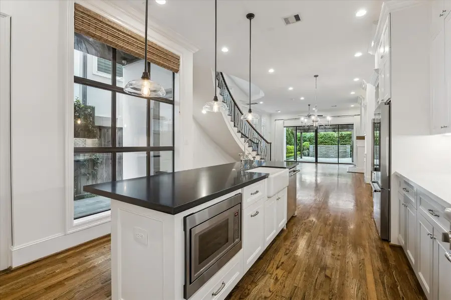 1301 Peden Street, Houston, TX 77006 - #2