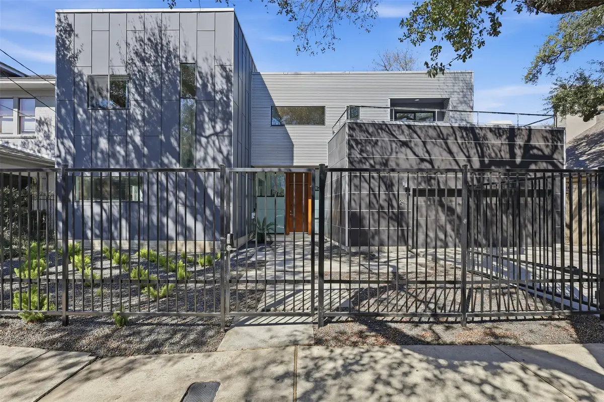 2412 Helena Street, Houston, TX 77006 - #1